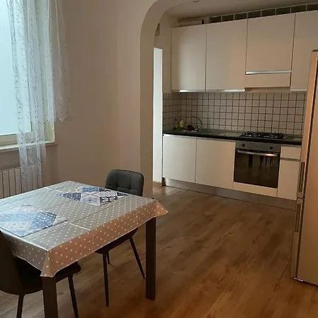 Casa Sul Viale Degli Studenti レッチェ